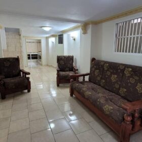 Apartamento en Bajos, Zona Céntrica de Carlos III